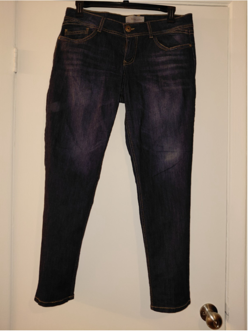 Ladies Rewind Denim Blue Jeans Size 13 Embellished Pockets Tapered Leg EUC